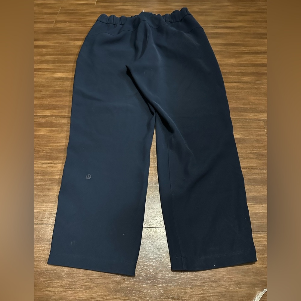 Lululemon On The Fly Pant *Woven 27" True Navy W5BPMS size 10 - Picture 6 of 9